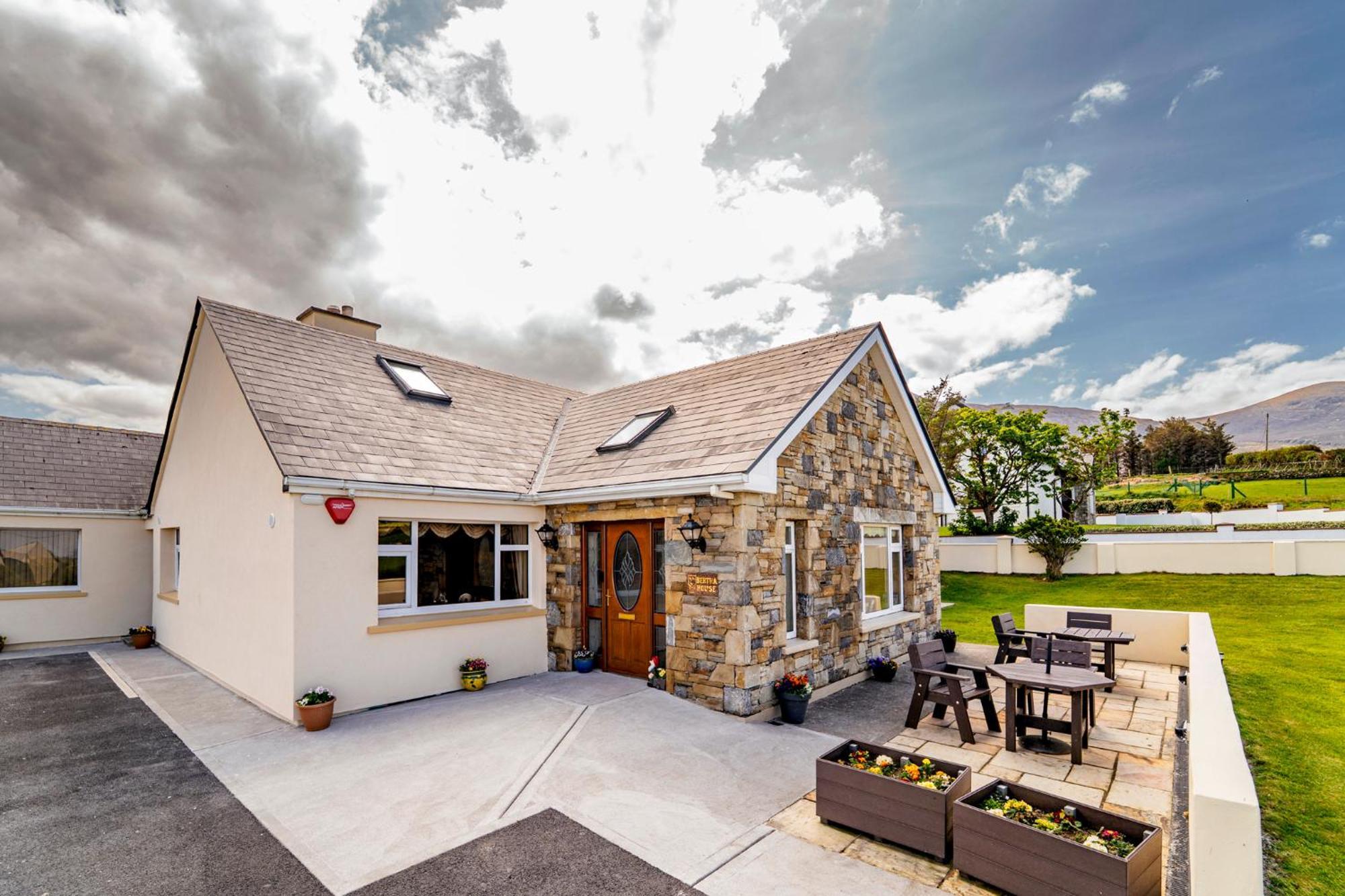 Bertra House B&B Westport Eksteriør bilde